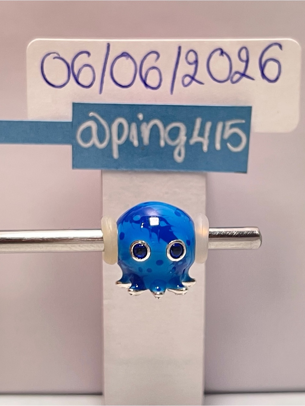 Pandora Ocean Bubbles & Waves Octopus charm